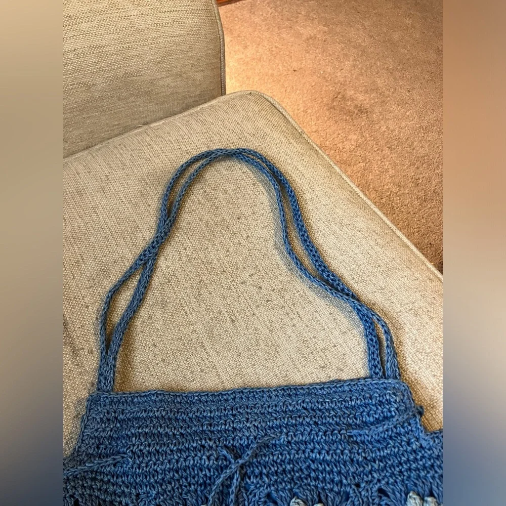 Blue crochet flower purse - Picture 6 of 6
